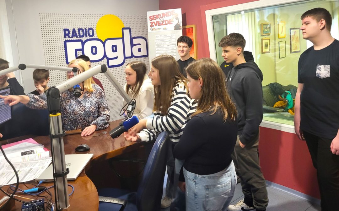 Ogled predstave in obisk medijske hiše