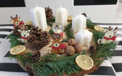 Učenci 4. b smo v najlepši mesec v letu vstopili z izdelavo adventnih venčkov.